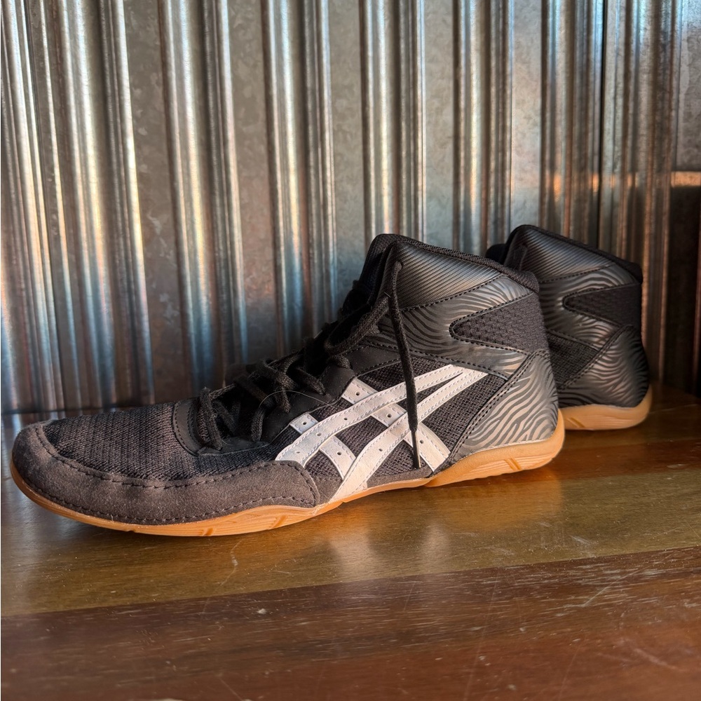 Brand New ASICS Matflex Wrestling Shoes